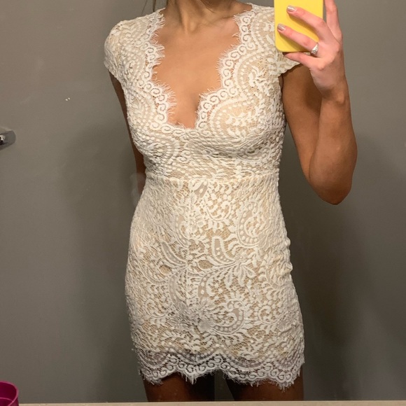 white and gold lace formal mini dress - Picture 4 of 4